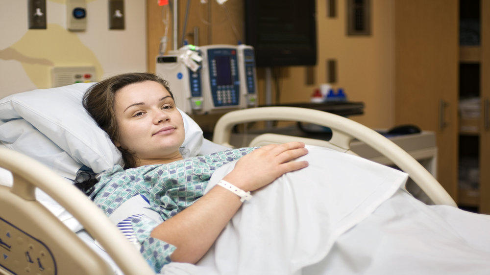 What are the risks and benefits of cesarean birth